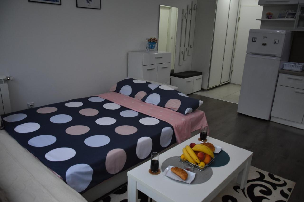 Blue Corner Apartment Skopje Ngoại thất bức ảnh