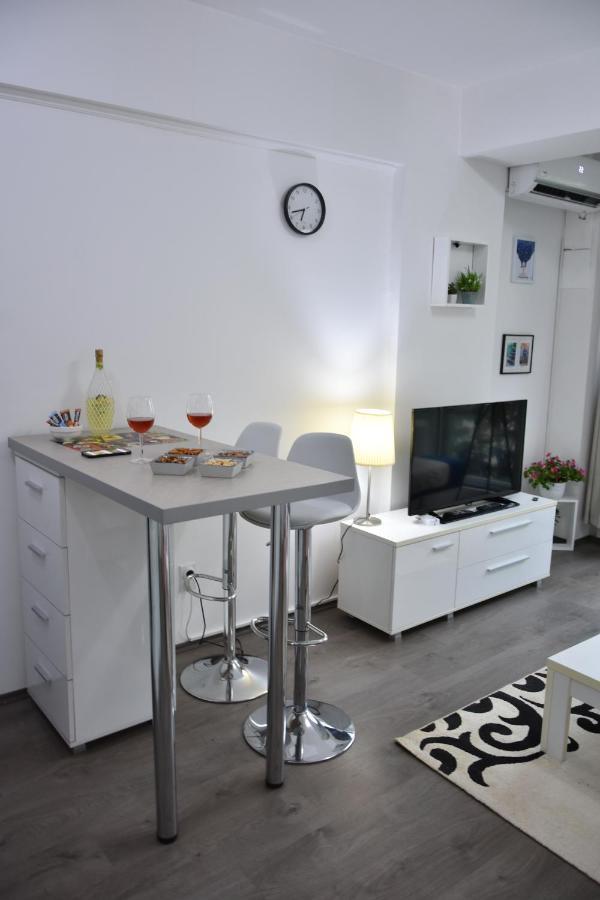 Blue Corner Apartment Skopje Ngoại thất bức ảnh