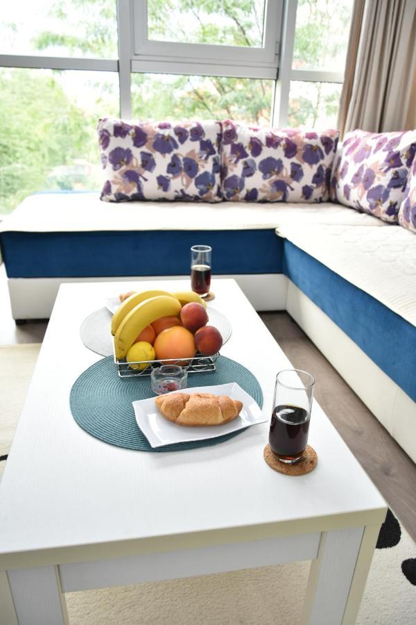 Blue Corner Apartment Skopje Ngoại thất bức ảnh