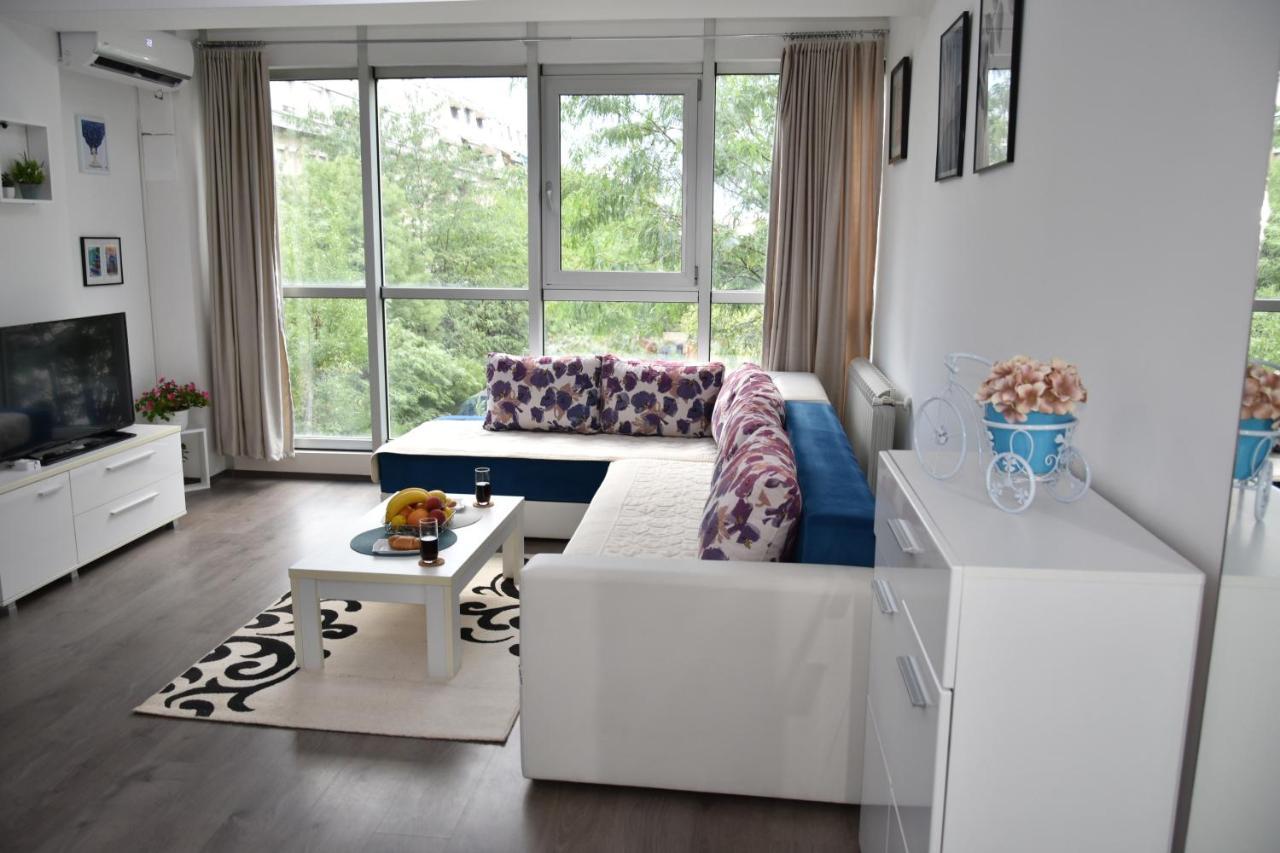 Blue Corner Apartment Skopje Ngoại thất bức ảnh